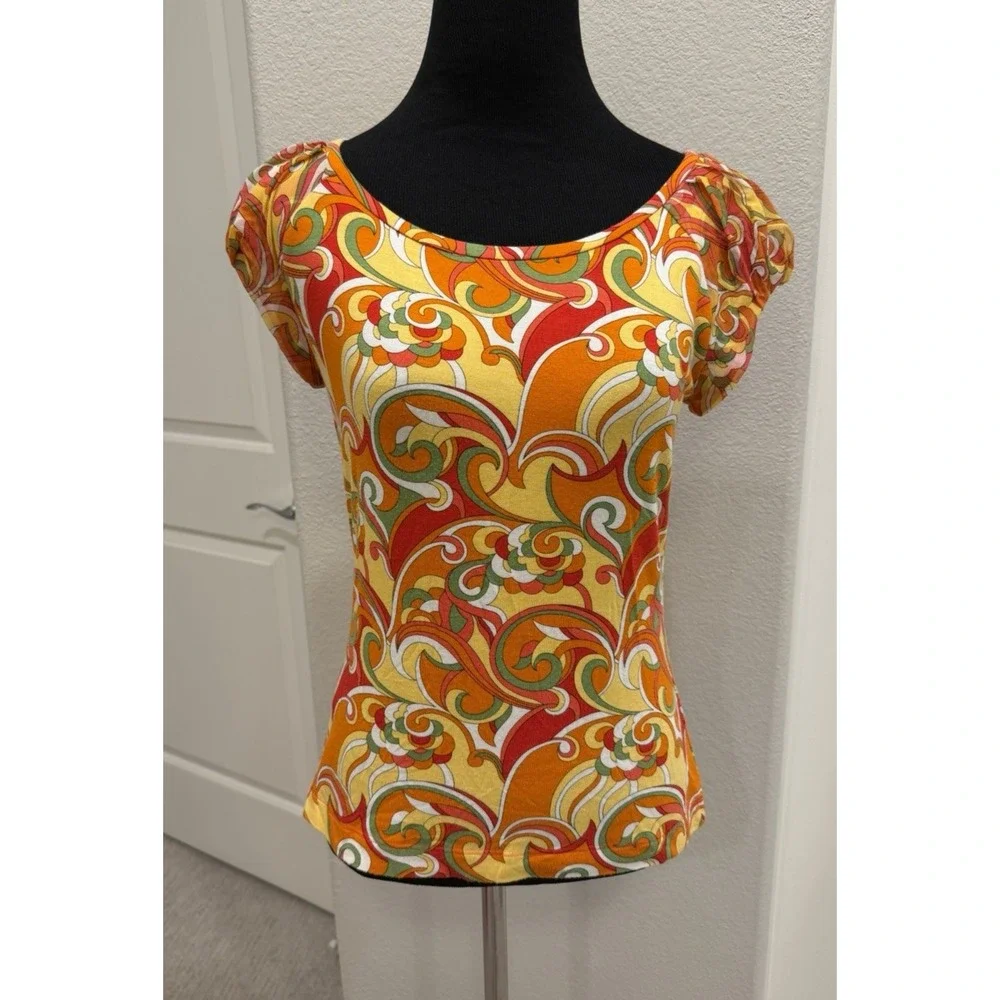 Lot of 2 St. John Tops Floral Print Crew neck & Orange/Yellow Paisley Small - Picture 8 of 11